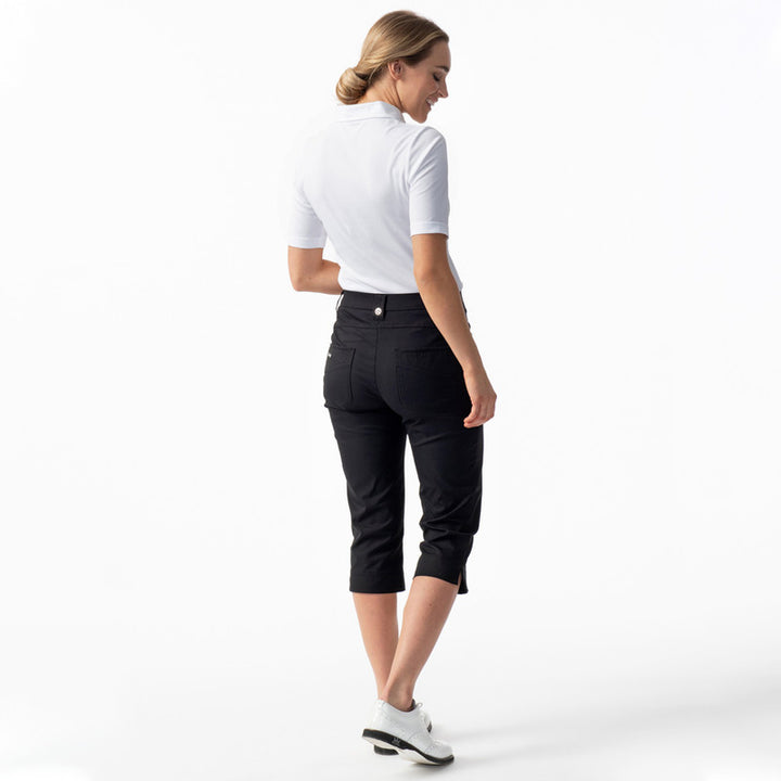 Daily Sports Lyric Capri - Black