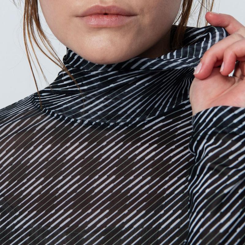 Daily Sports Barrie Mesh Turtleneck Sweater - Black Check