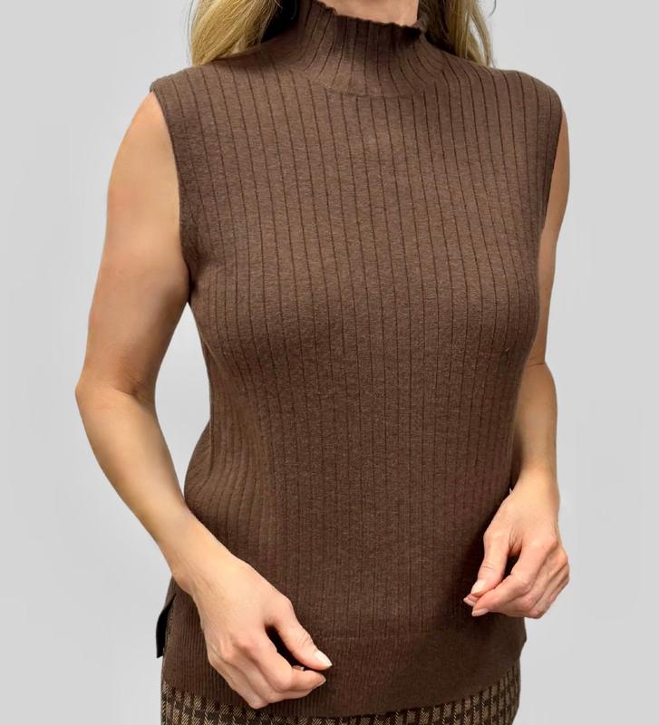 Atelier by Lyse Spenard S/L Mock Rib Top - Chocolate
