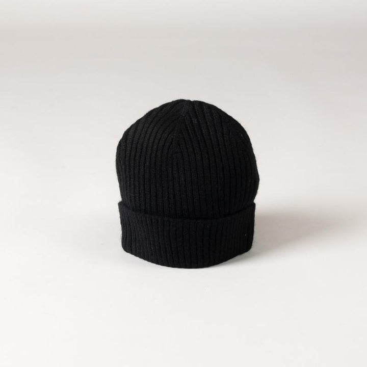 Lyla & Luxe Beanie - Black