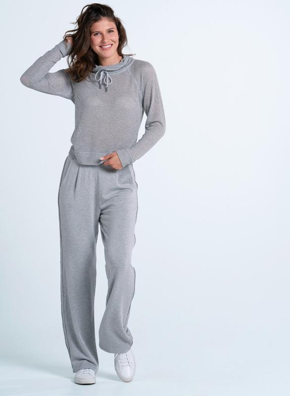 Lucky In Love Chill Day L/S Top - Grey