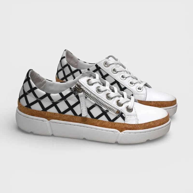 Django & Juliette Torry Sneaker - White/Black