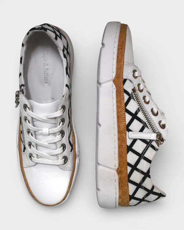 Django & Juliette Torry Sneaker - White/Black