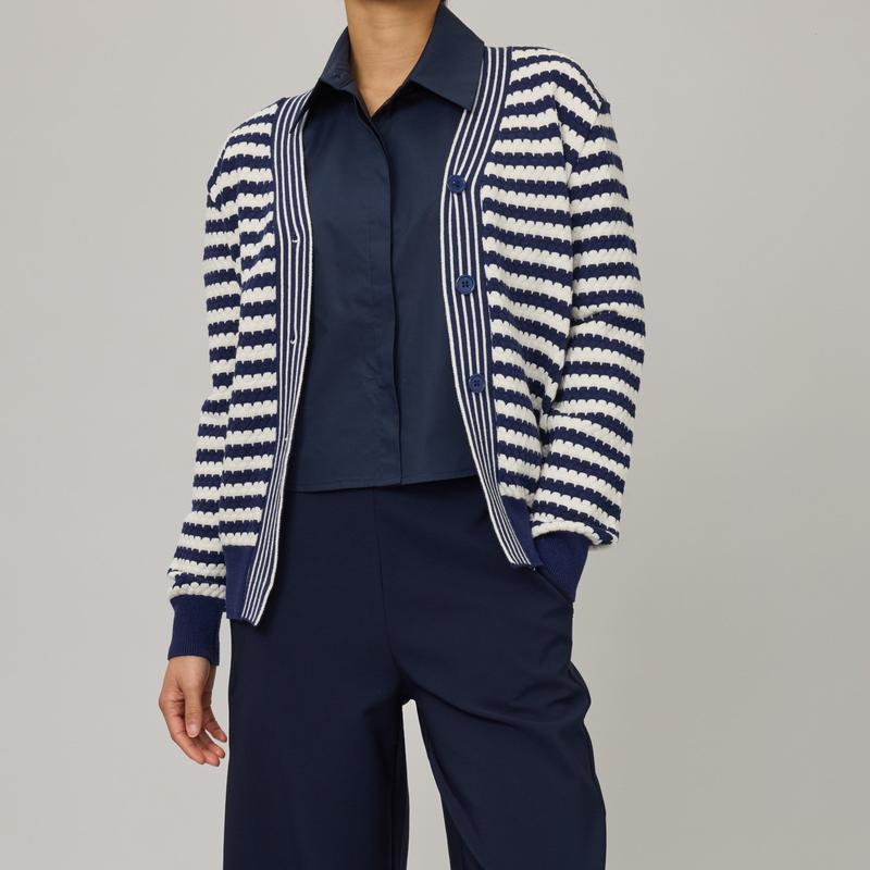 Pistache Wave Knit Cardigan - Navy/Cream