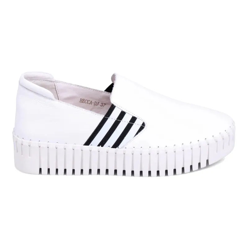 Django & Juliette Becca Sneaker - White/Black
