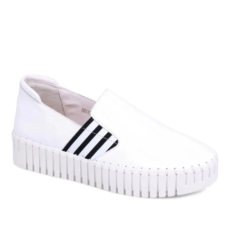 Django & Juliette Becca Sneaker - White/Black