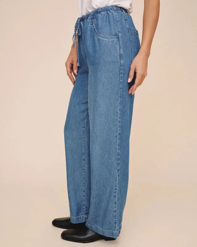 Bella Dahl Drawstring Jean - Indigo Mist Wash
