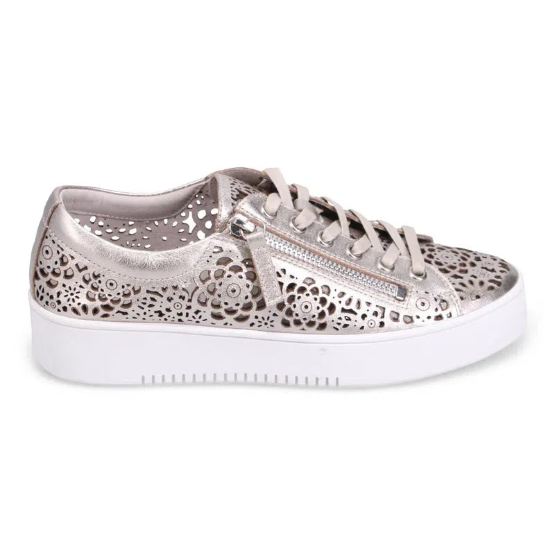 Django & Juliette Leitha Sneaker - Platino/White