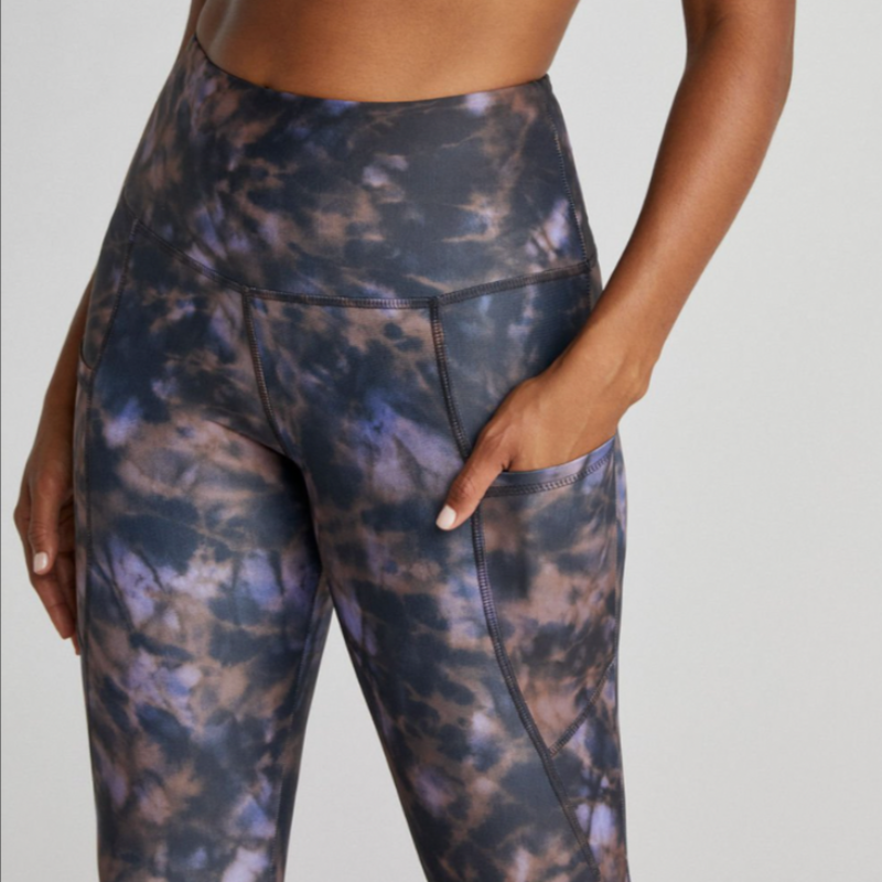 Strut This Milan Legging (pockets)- Peri Burst