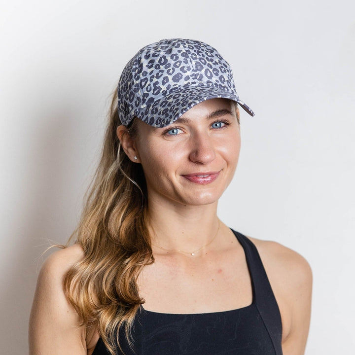 VimHue Hat (Elastic )- Leopard