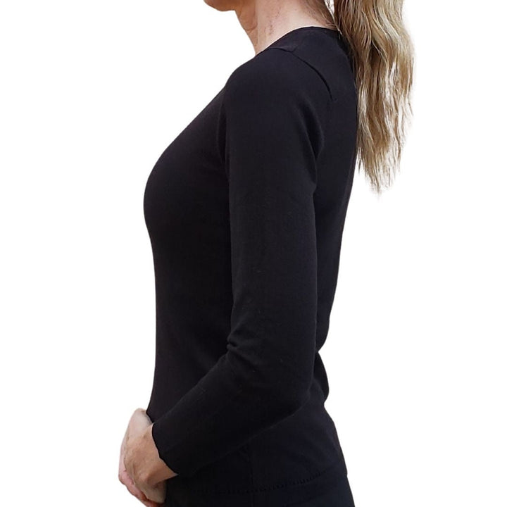 Alashan Cashmere V-Neck Pullover - Black